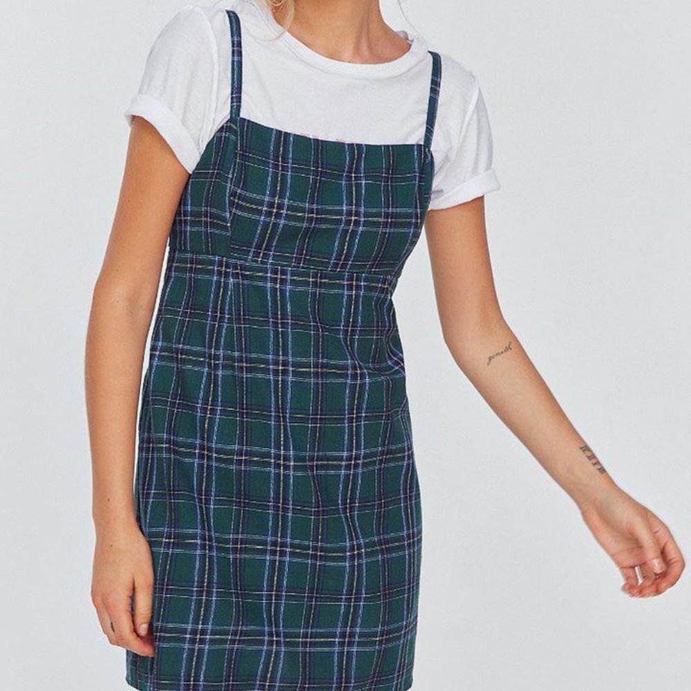 UO Straight Neck Green Plaid Mini Dress Sz.4 - Picture 2 of 13